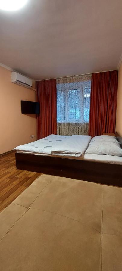 Apartment At Stadionna 3А Kiev Luaran gambar